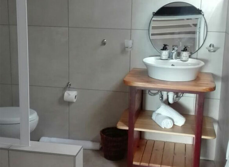 swartberg-pass-cottage-09